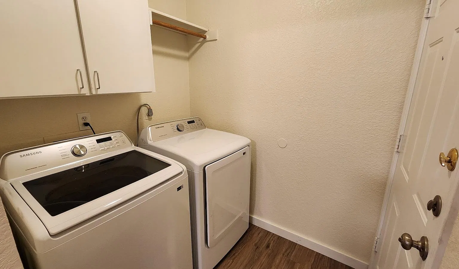 2 bed, 895 sqft, $950 — Photo 2