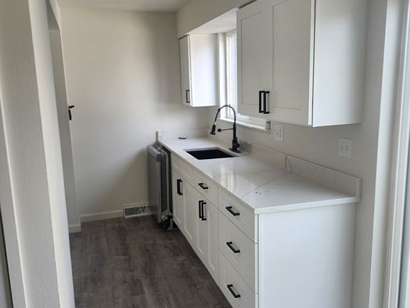 2nd image of 6477 Oberon Rd