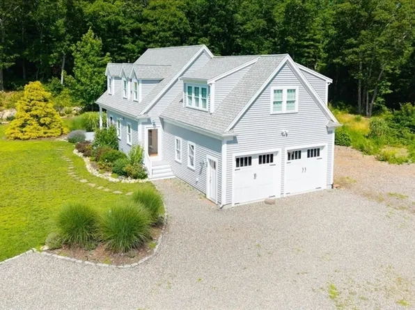 20 Durham Dr, East Falmouth, MA 02536
