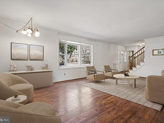 5th image of 6725 Alpine Dr