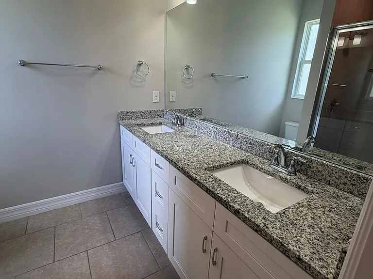 1031 San Cristobal Ave — Photo 17