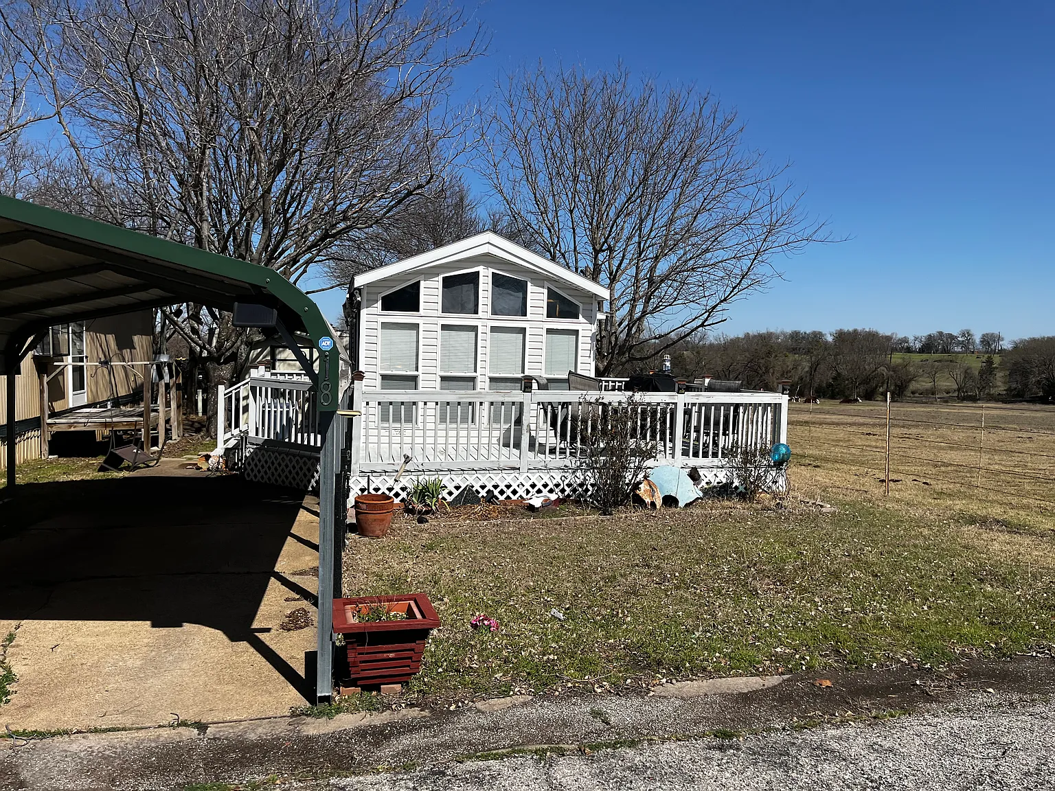1 bed, 728 sqft, $1,025 — Photo 1