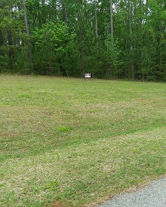 1st image of 409 Lakeport Dr