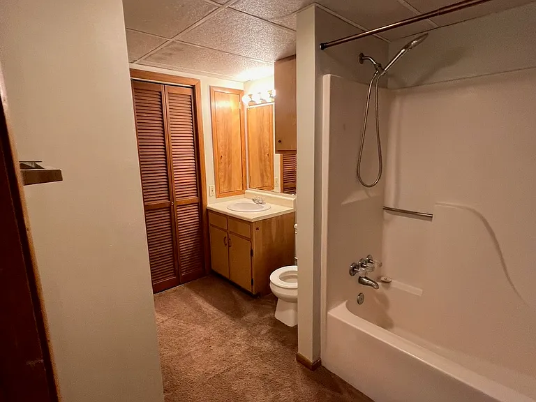 649 Bob White Ln — Photo 12
