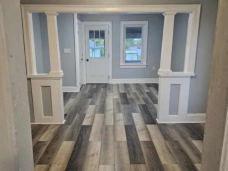501 Calvert St — Photo 2