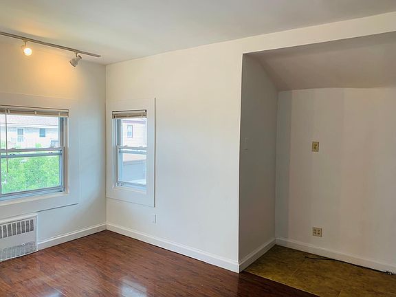 2nd image of 4016 Highland Ave Floor 2