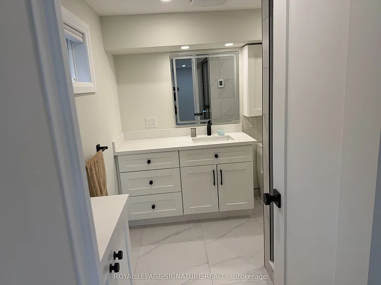 9 Breadner Dr #SHARED BASEMENT — Photo 8