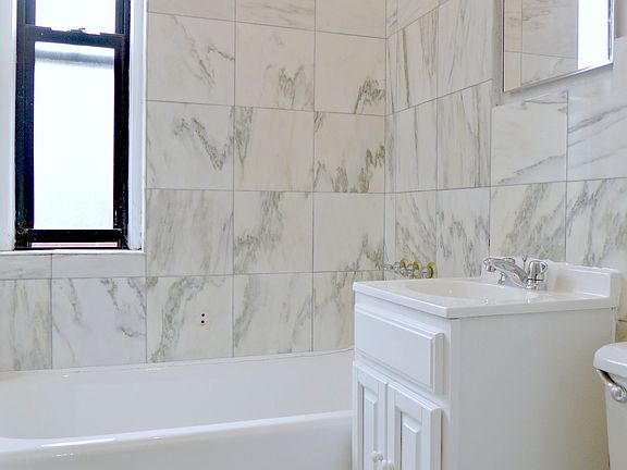 5th image of 142 E 27th St APT 7D