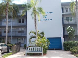 12500 SW 6th St APT 208N, Hollywood, FL 33027