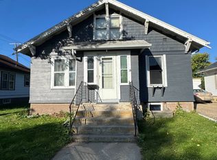 615 2nd Ave NE, Devils Lake, ND 58301