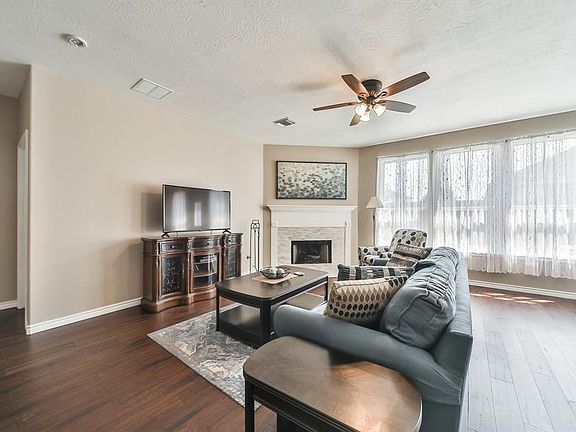 4th image of 5310 Thyme Ln