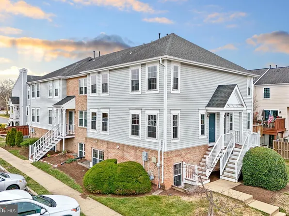 7989 Copperfield Way, Manassas, VA 20109