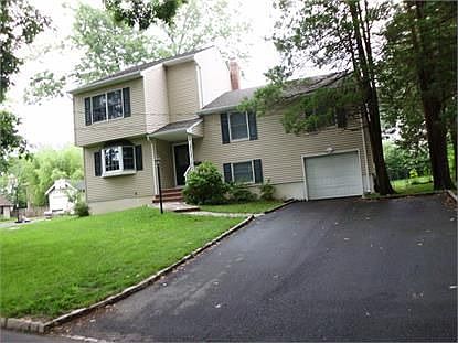 2nd image of 36 Washington Ct