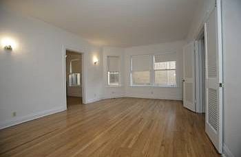 1st image of 531 W Wellington Ave APT 2