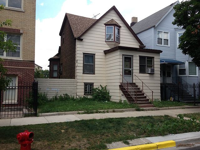 1st image of 3554 W Shakespeare Ave