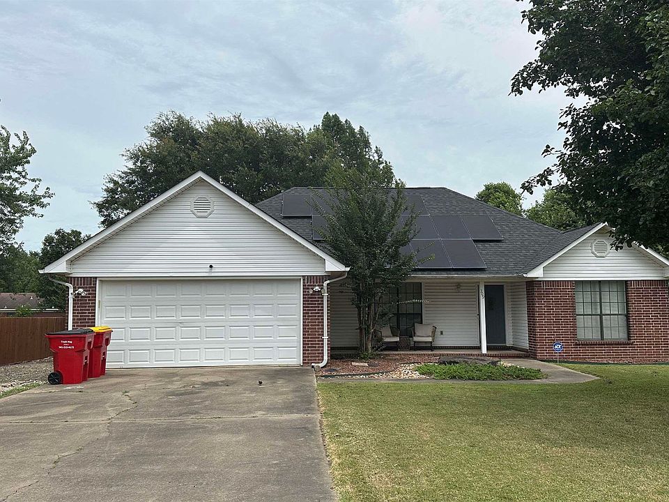 1st image of 309 Michael Cir
