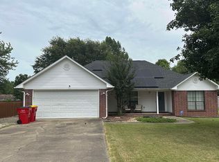 309 Michael Cir, Morrilton, AR 72110