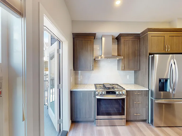 611 Mahogany Blvd SE — Photo 6