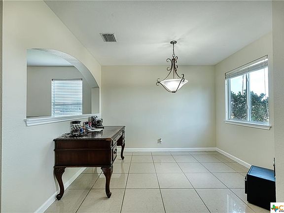 5th image of 312 Mitchell Dr