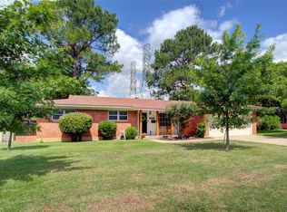 1516 Grantland Cir, Fort Worth, TX 76112