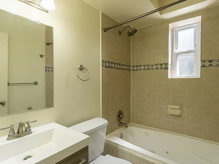 1310 Congress St SE #303 — Photo 7