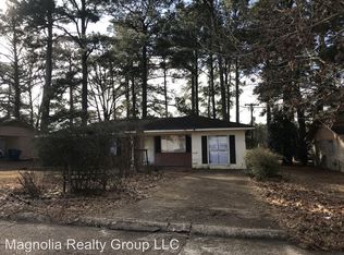 409 Birch St, New Llano, LA 71461