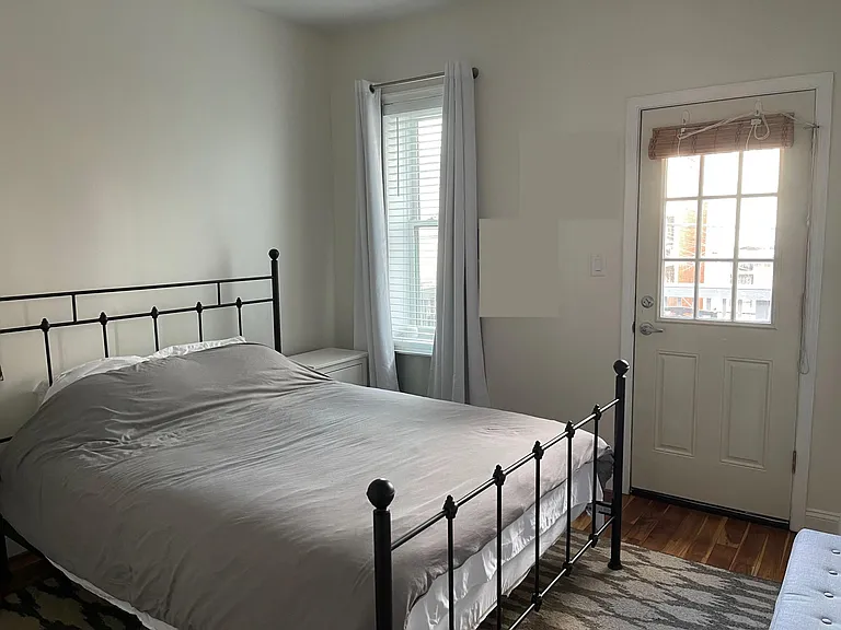 40 Q St NE #A — Photo 14