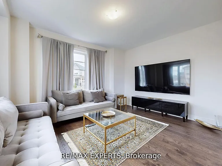 167 Frederick Pearson St — Photo 8