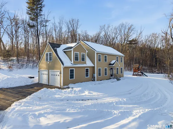 330 New London Road, Colchester, CT 06415