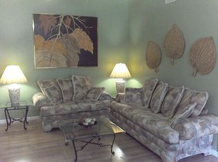 8034 Picketts Ct, Weeki Wachee, FL 34613