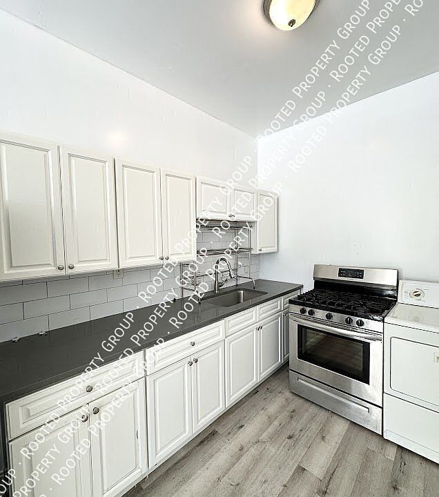 1st image of 521 1st St #1R