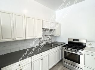 521 1st St #1R, Troy, NY 12180