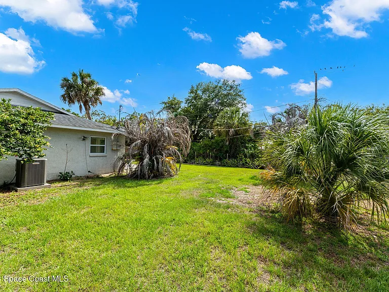3077 Sea Gate Cir — Photo 19