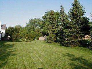 2nd image of 2517 Lawn Ct