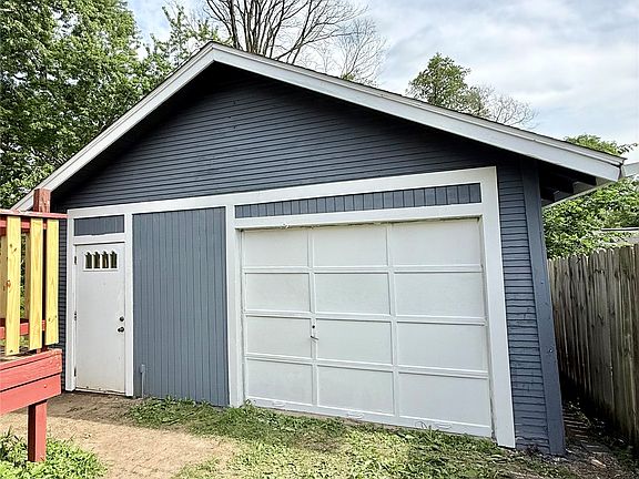 2nd image of 617 E Watrous Ave