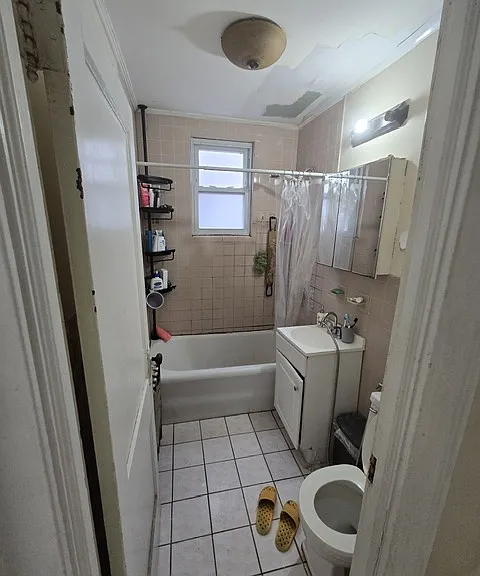 749 William St #1L — Photo 2
