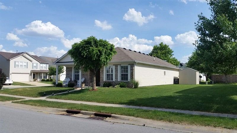 1st image of 2759 Priest Dr