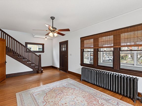 5th image of 344 6th Ave S
