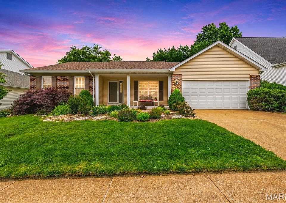 1st image of 2137 Telford Dr