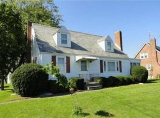 4065 Airport Rd, Allentown, PA 18109