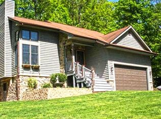 39 Conifer Ct, Harpers Ferry, WV