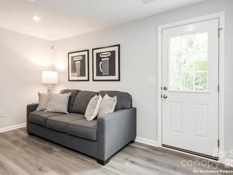 7132 Capstan Ter — Photo 14