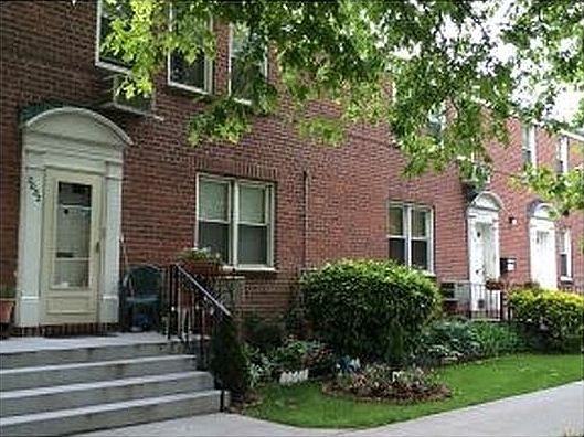 1st image of 2020 E 58th St Unit 125B