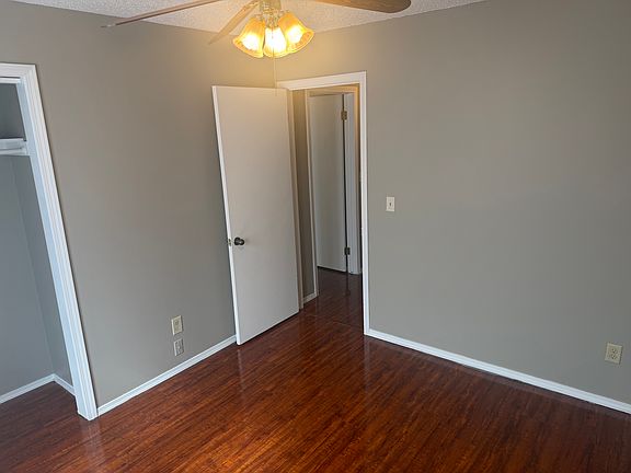 5th image of 3216 S Walnut St #3216