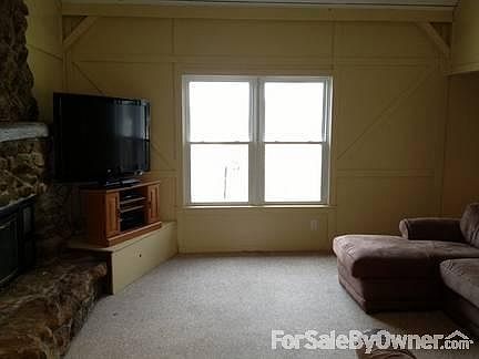 3rd image of 13777 Larch Ct
