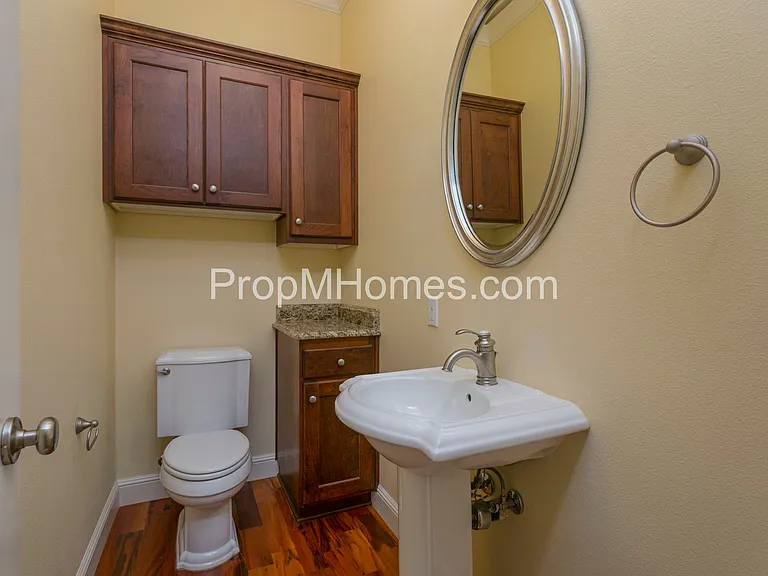 5121 N Williams Ave — Photo 9