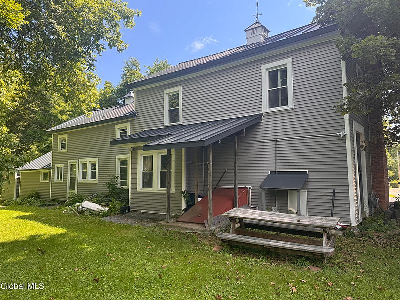 3rd image of 74 Amherst Street