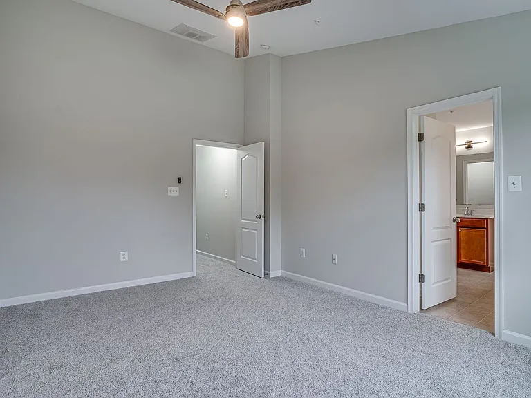2895 Sedgemore Pl — Photo 25