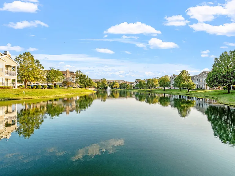 Parkway Lakeside — Photo 75