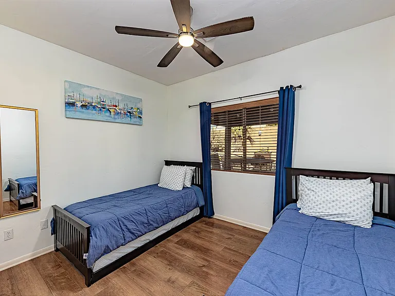 3921 Aloha Ln — Photo 29